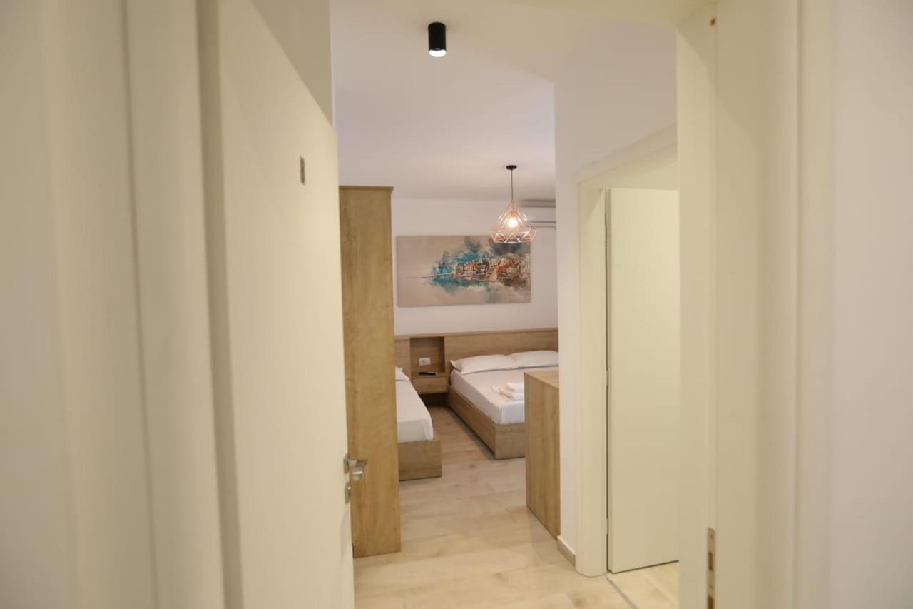 Apart-Hotel Alvi Саранда Экстерьер фото
